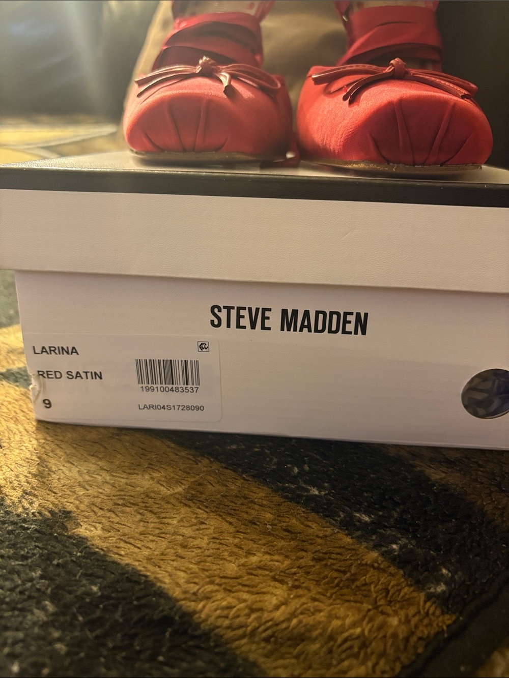 Steve Madden Red Satin Ankle Tie Ballet Pumps - Picture 2 of 10